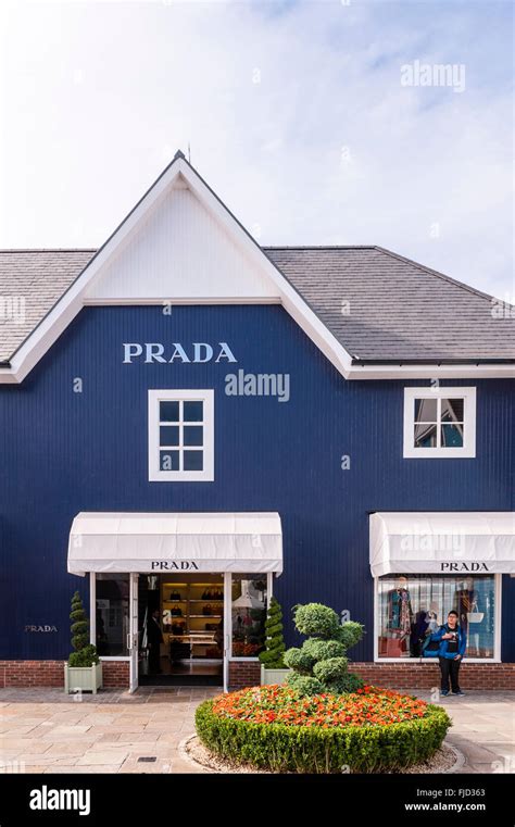 prada bicester online shop.